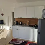 40 M2 Ost Mit Balkon 8 Min By Car To Expo Modern Highspeed Wlan Quiet And Nürnberg